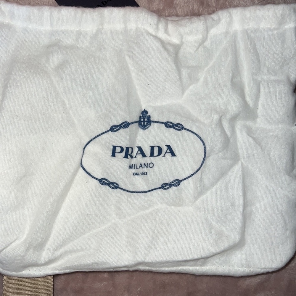 Leather Saffiano Prada Bag (Authentic) - Picture 13 of 15